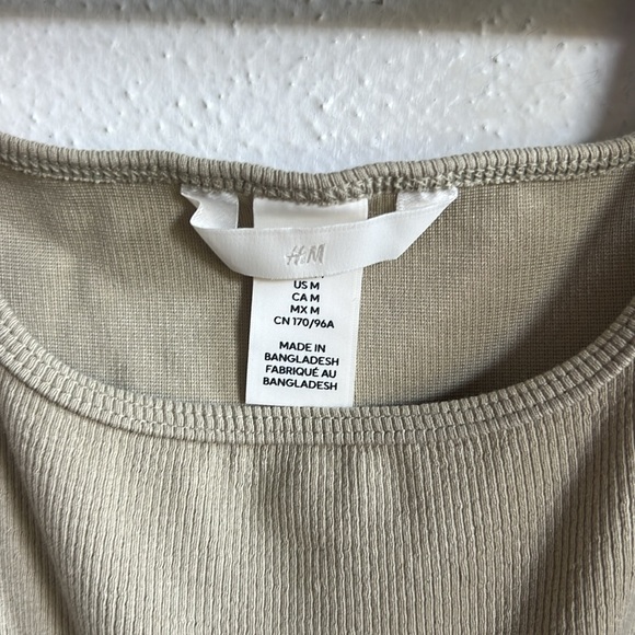 H&M CROP TANK TOP - Picture 4 of 5